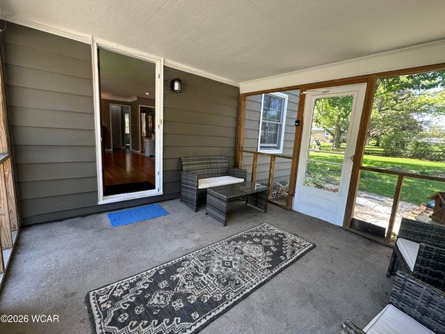 937 Fairview Avenue, Bowling Green, OH 43402