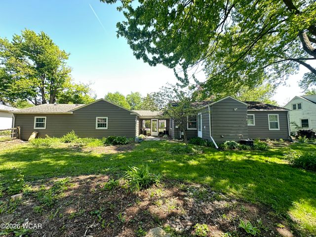 937 Fairview Avenue, Bowling Green, OH 43402