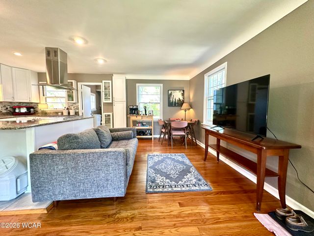 937 Fairview Avenue, Bowling Green, OH 43402