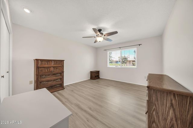 14026 N THUNDERBIRD Boulevard, Sun City, AZ 85351
