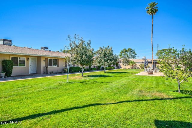 14026 N THUNDERBIRD Boulevard, Sun City, AZ 85351