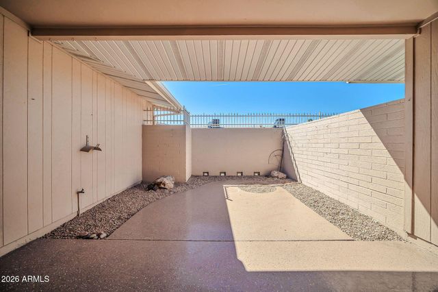 14026 N THUNDERBIRD Boulevard, Sun City, AZ 85351