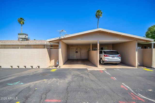 14026 N THUNDERBIRD Boulevard, Sun City, AZ 85351