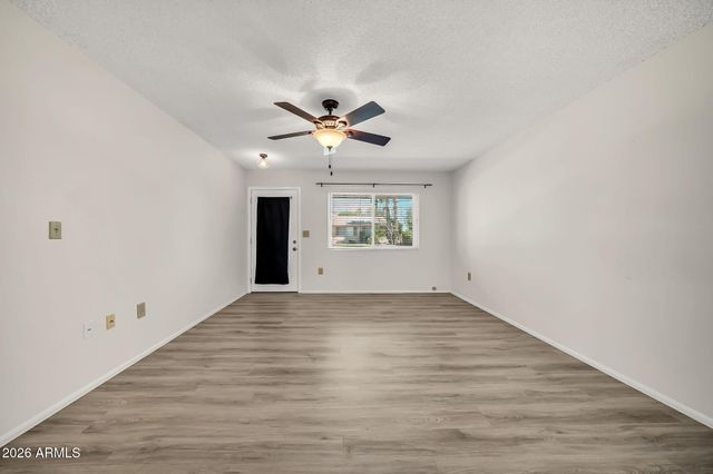 14026 N THUNDERBIRD Boulevard, Sun City, AZ 85351