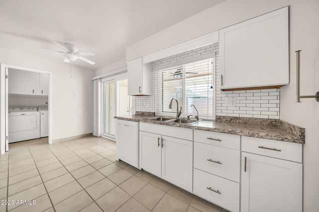 14026 N THUNDERBIRD Boulevard, Sun City, AZ 85351