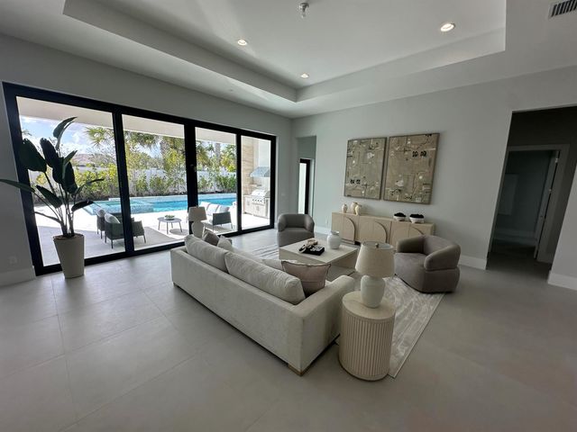 9120 Coral Isles Circle {Lot 06}, Palm Beach Gardens, FL 33412