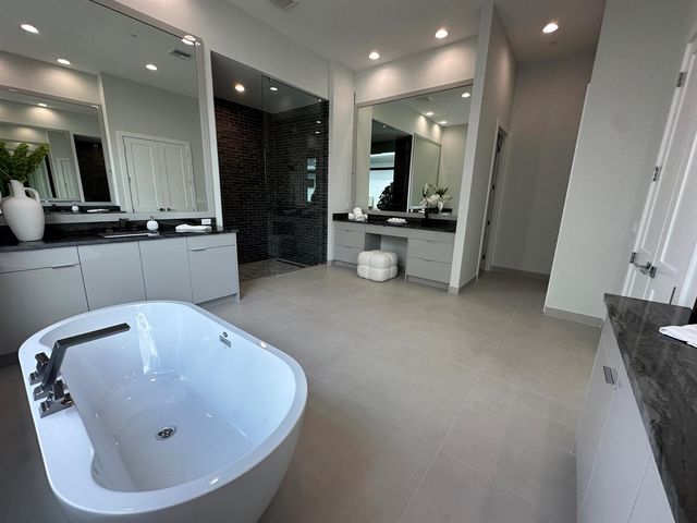 9120 Coral Isles Circle {Lot 06}, Palm Beach Gardens, FL 33412