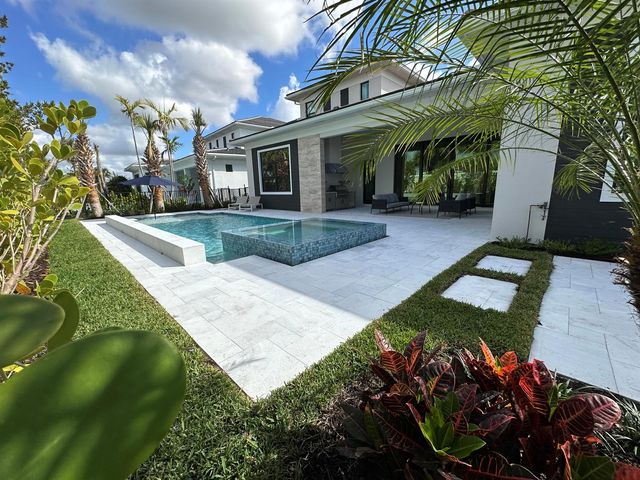 9120 Coral Isles Circle {Lot 06}, Palm Beach Gardens, FL 33412