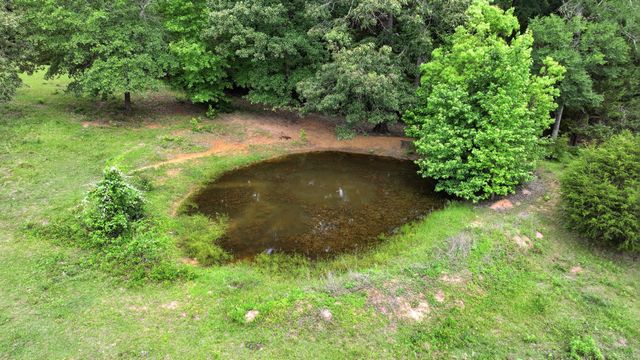 1211 AN County Road 153, Palestine, TX 75801