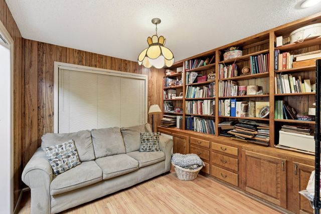1211 AN County Road 153, Palestine, TX 75801
