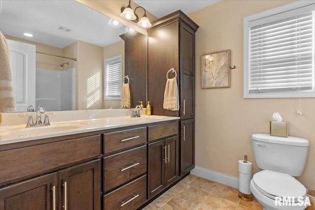 624 Jetty Drive, Chatham, IL 62629