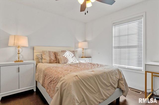 624 Jetty Drive, Chatham, IL 62629