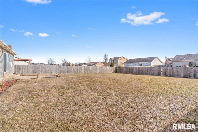 624 Jetty Drive, Chatham, IL 62629