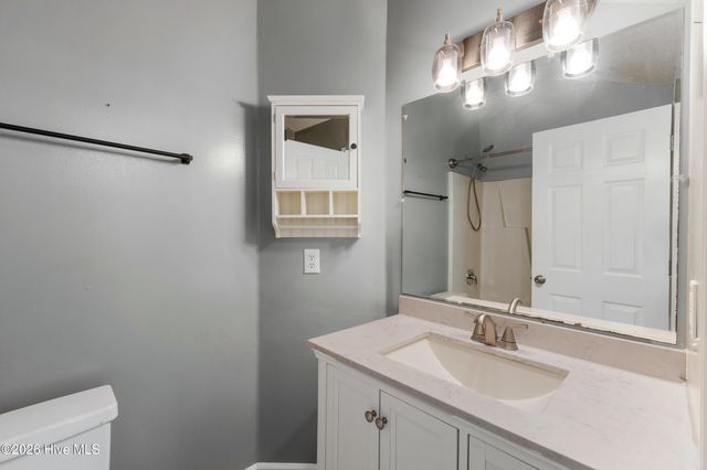 3004 Lauren Place Drive Apt 101, Wilmington, NC 28405