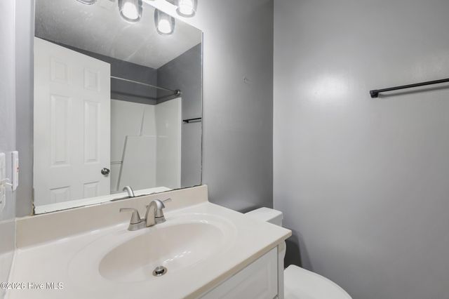 3004 Lauren Place Drive Apt 101, Wilmington, NC 28405