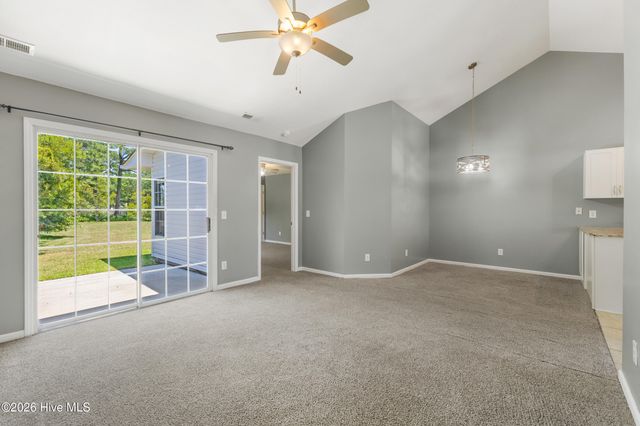 3004 Lauren Place Drive Apt 101, Wilmington, NC 28405