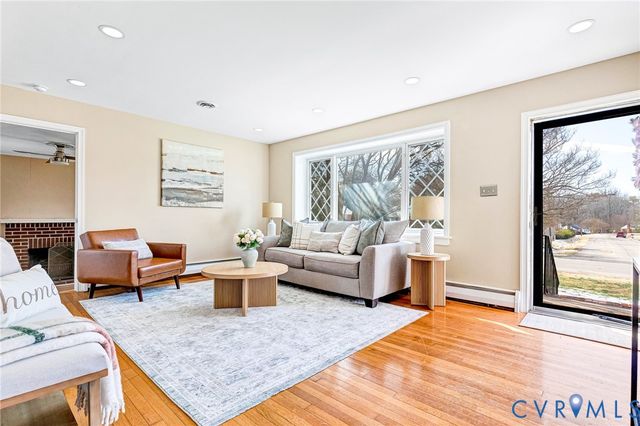 9322 Overhill Rd, Henrico, VA 23229