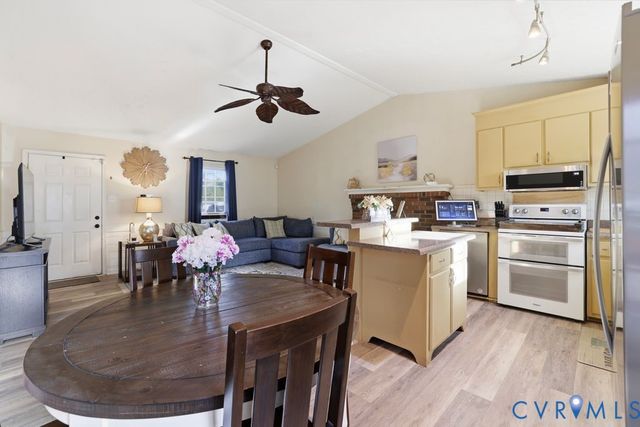 21104 Matoaca Rd, South Chesterfield, VA 23803