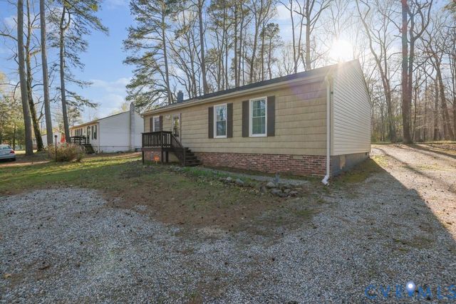 21104 Matoaca Rd, South Chesterfield, VA 23803