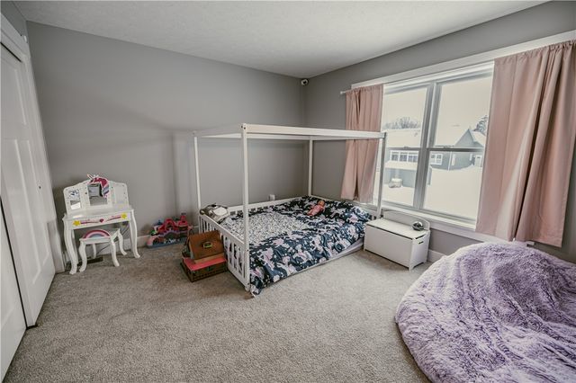 235 Whistlers Cove Lane, Greece, NY 14612