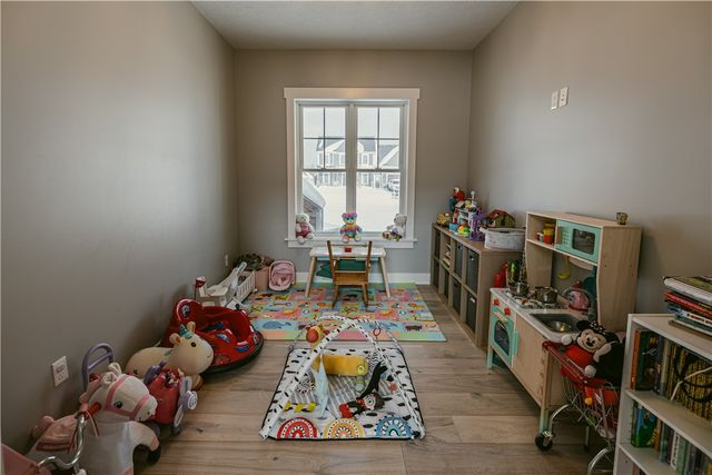 235 Whistlers Cove Lane, Greece, NY 14612