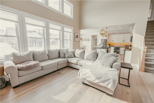 235 Whistlers Cove Lane, Greece, NY 14612