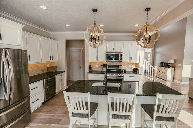 235 Whistlers Cove Lane, Greece, NY 14612