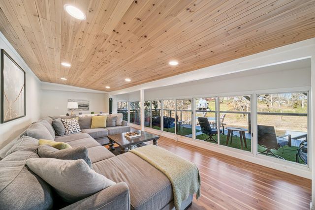 364 Morrow Drive, Eucha, OK 74342