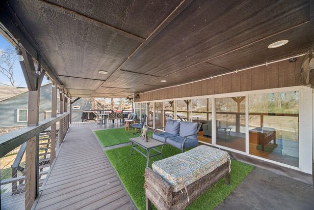 364 Morrow Drive, Eucha, OK 74342