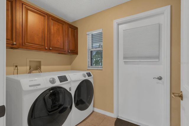 3725 ROSE OF SHARON DRIVE, Orlando, FL 32808