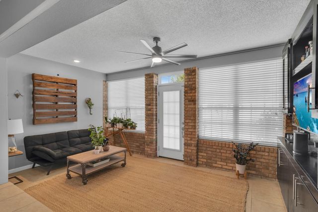 3725 ROSE OF SHARON DRIVE, Orlando, FL 32808