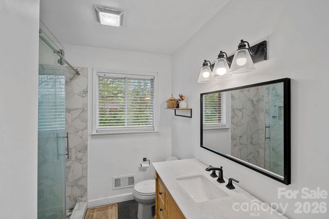 4314 Oak Forest Drive, Charlotte, NC 28215