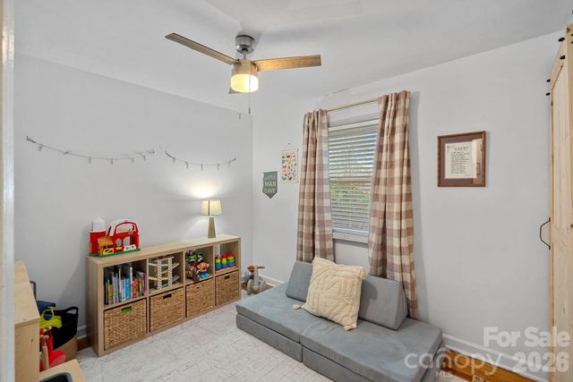 4314 Oak Forest Drive, Charlotte, NC 28215