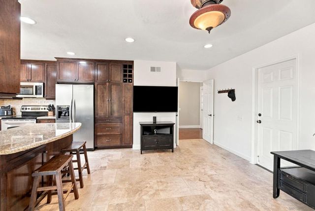 12579 Cresta Pl, San Diego, CA 92128