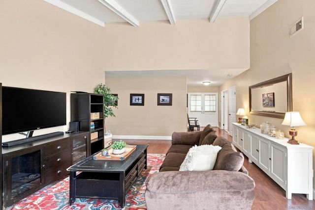 12579 Cresta Pl, San Diego, CA 92128