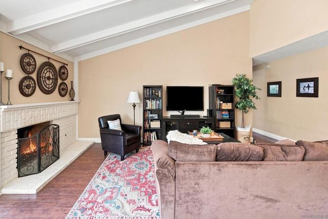 12579 Cresta Pl, San Diego, CA 92128