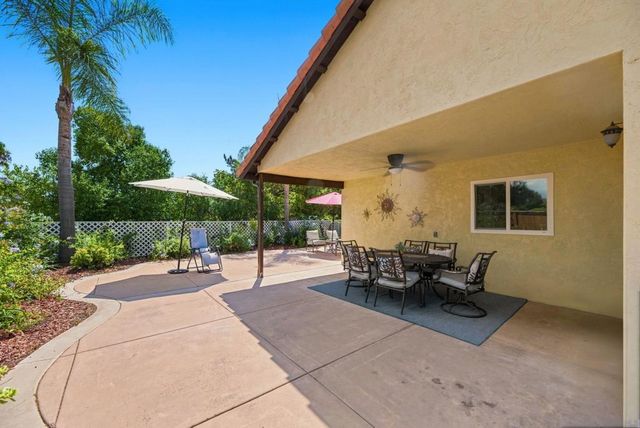 12579 Cresta Pl, San Diego, CA 92128