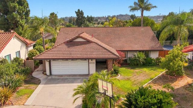 12579 Cresta Pl, San Diego, CA 92128