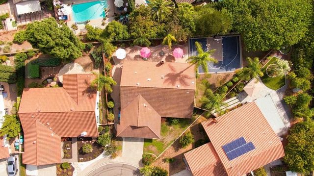 12579 Cresta Pl, San Diego, CA 92128