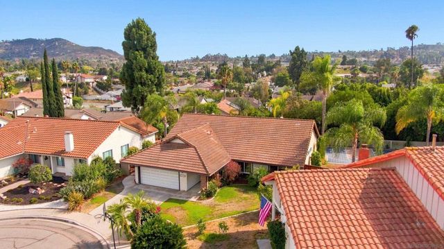 12579 Cresta Pl, San Diego, CA 92128