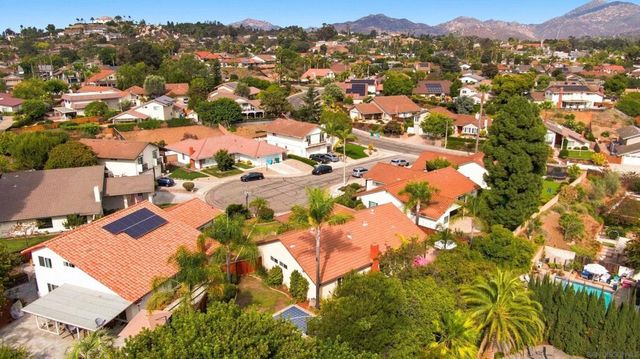 12579 Cresta Pl, San Diego, CA 92128