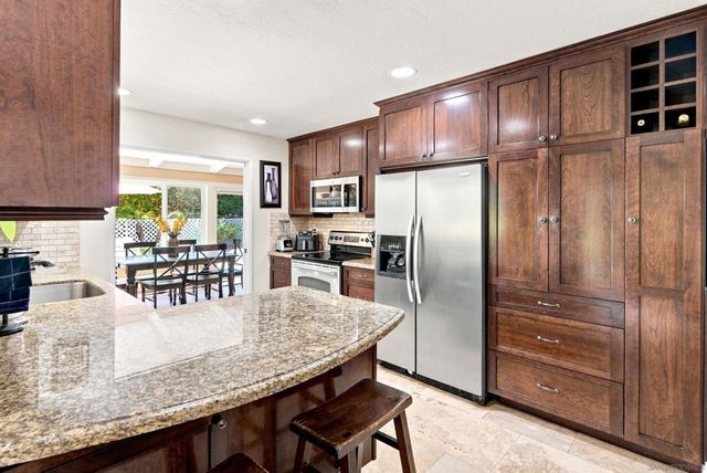 12579 Cresta Pl, San Diego, CA 92128