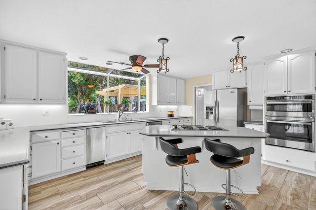 1670 Tahoe Cir, Tracy, CA 95376