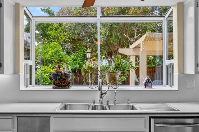 1670 Tahoe Cir, Tracy, CA 95376