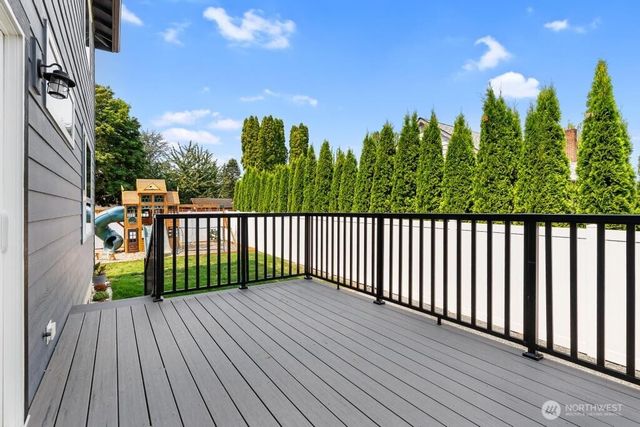 1837 Barrington Lane, Burlington, WA 98233
