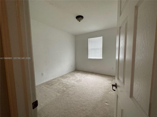 16602 SW 78th Ter, Miami, FL 33193