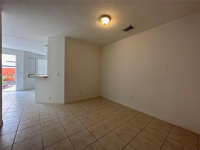 16602 SW 78th Ter, Miami, FL 33193