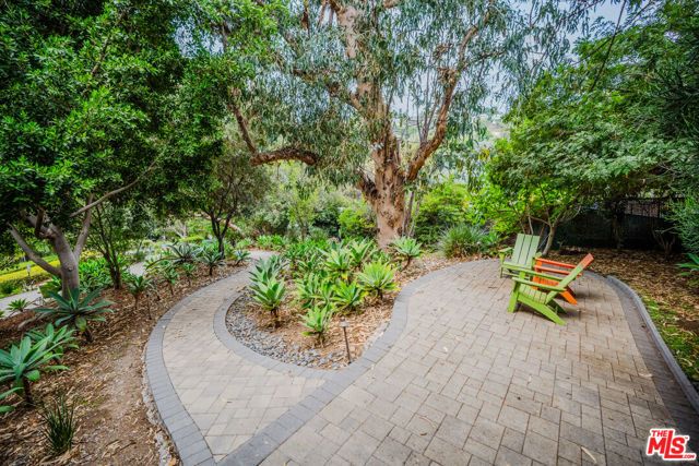 2018 Griffith Park Boulevard 109, Los Angeles, CA 90039