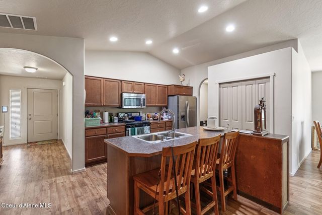 4647 W Magrath Dr, Coeur D'alene, ID 83815
