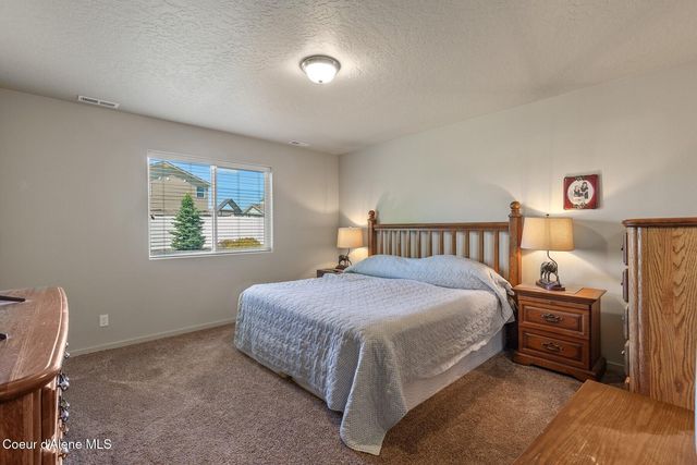 4647 W Magrath Dr, Coeur D'alene, ID 83815